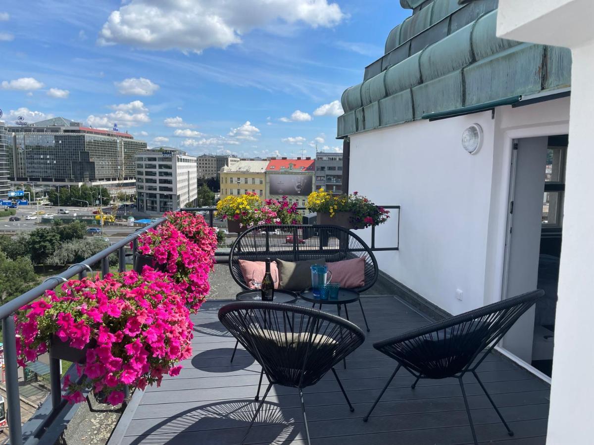 Rooftop Planet Hotel Praga